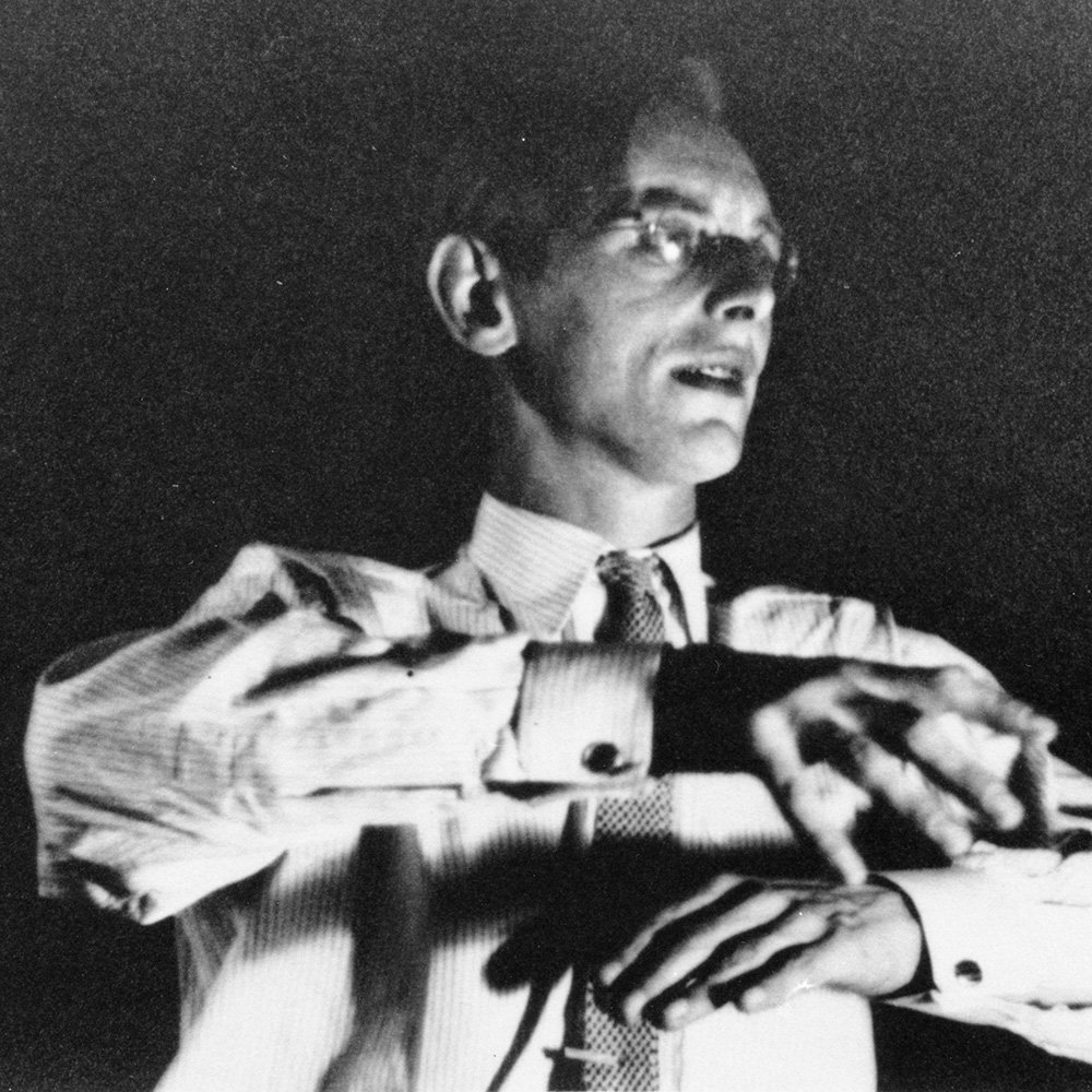 (Carl Orff during a rehearsal of the ›Lukas-Passion‹, Berlin 1932)